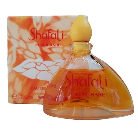 yves rocher shafali perfume.